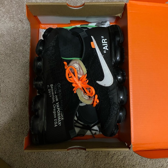 Off white vapormax